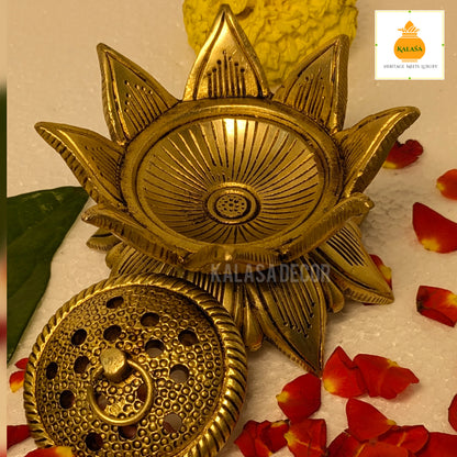 Pure Brass Loban Burner | Traditional Dhoop Burner for Puja, Meditation & Home Fragrance (4-Inch Width)