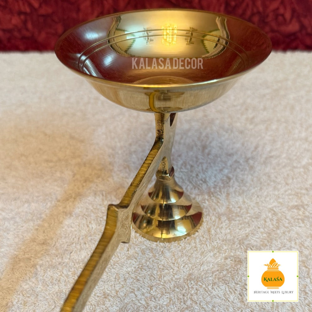 Brass Dhoop Aarti with Easy Assembly – Traditional Puja Accessory (8 Inch Length, 3.5 Inch Height)