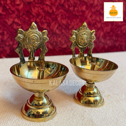 Shankha Chakra deepam set