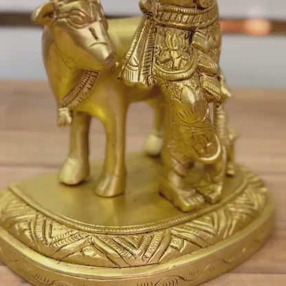 Golden Finish Lord Sri Krishna with Kamadhenu Idol – Majestic Brass Statue for Devotional & Home Decor (7.75 Inch, 2230g)